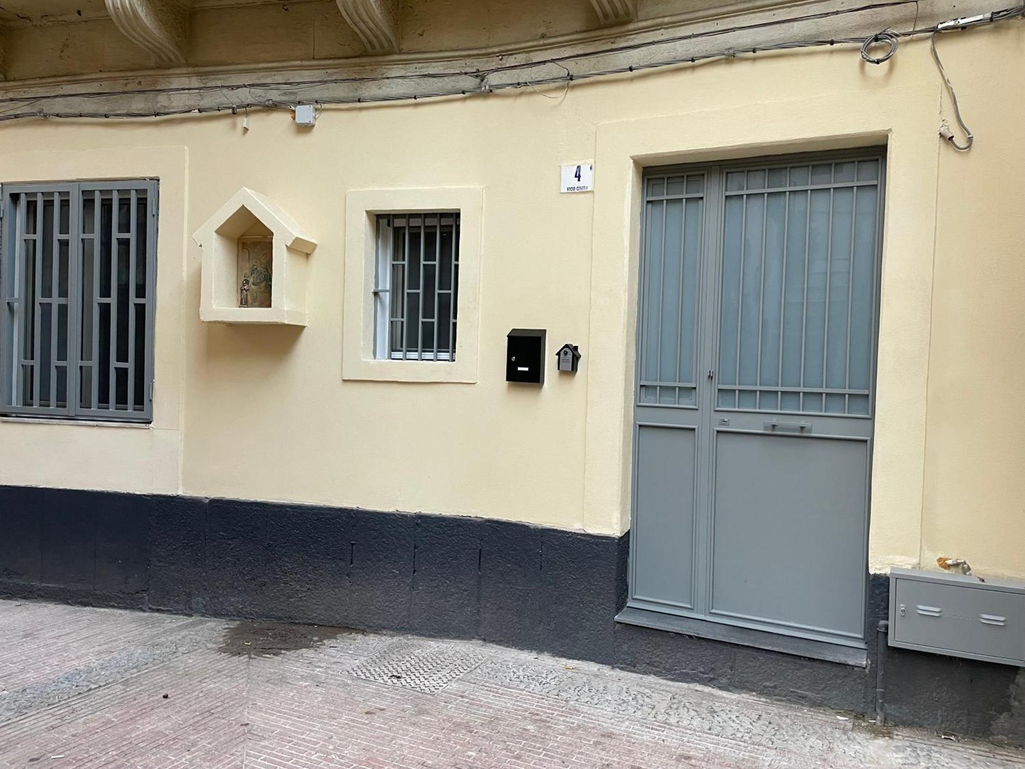 Il Vicolo Di Paola Apartment Катания Екстериор снимка